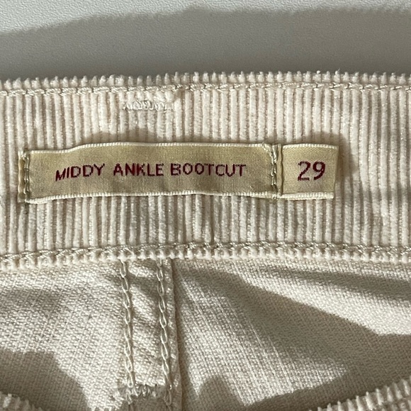 Levi’s Premium Corduroy Pants Women Ivory Middy Ankle Bootcut 33x27  Size 16 New - Picture 5 of 11